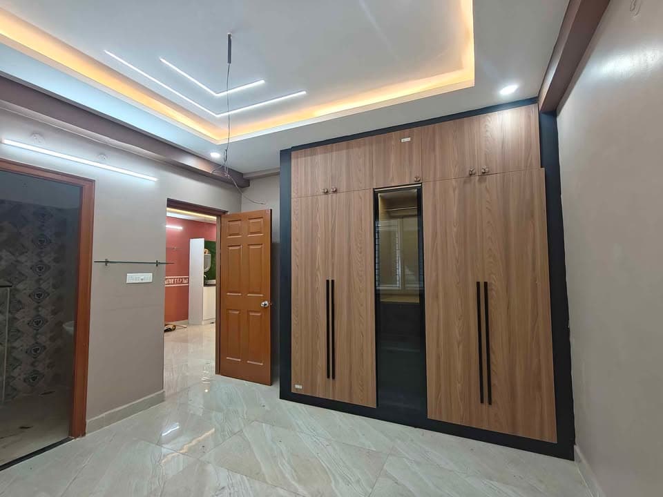 3 beds 3 bathrooms – Flat photo 4